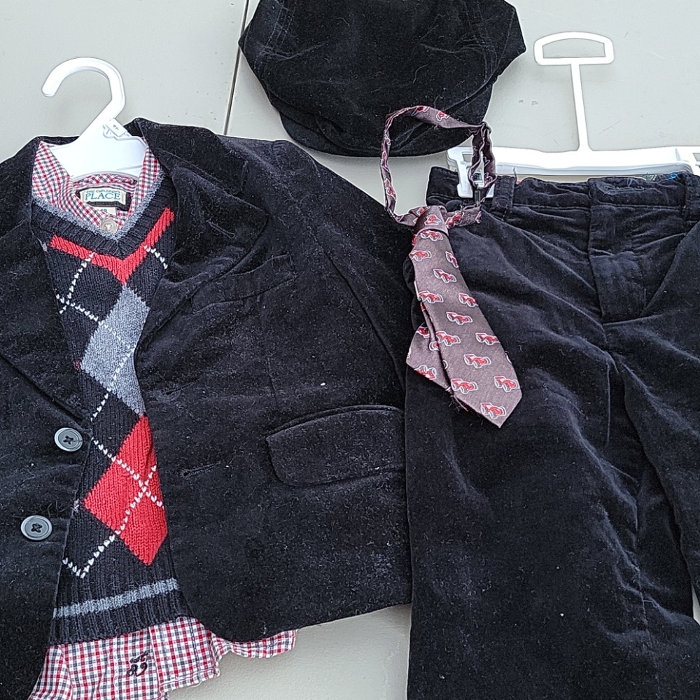 7 piece Childrens Place suit